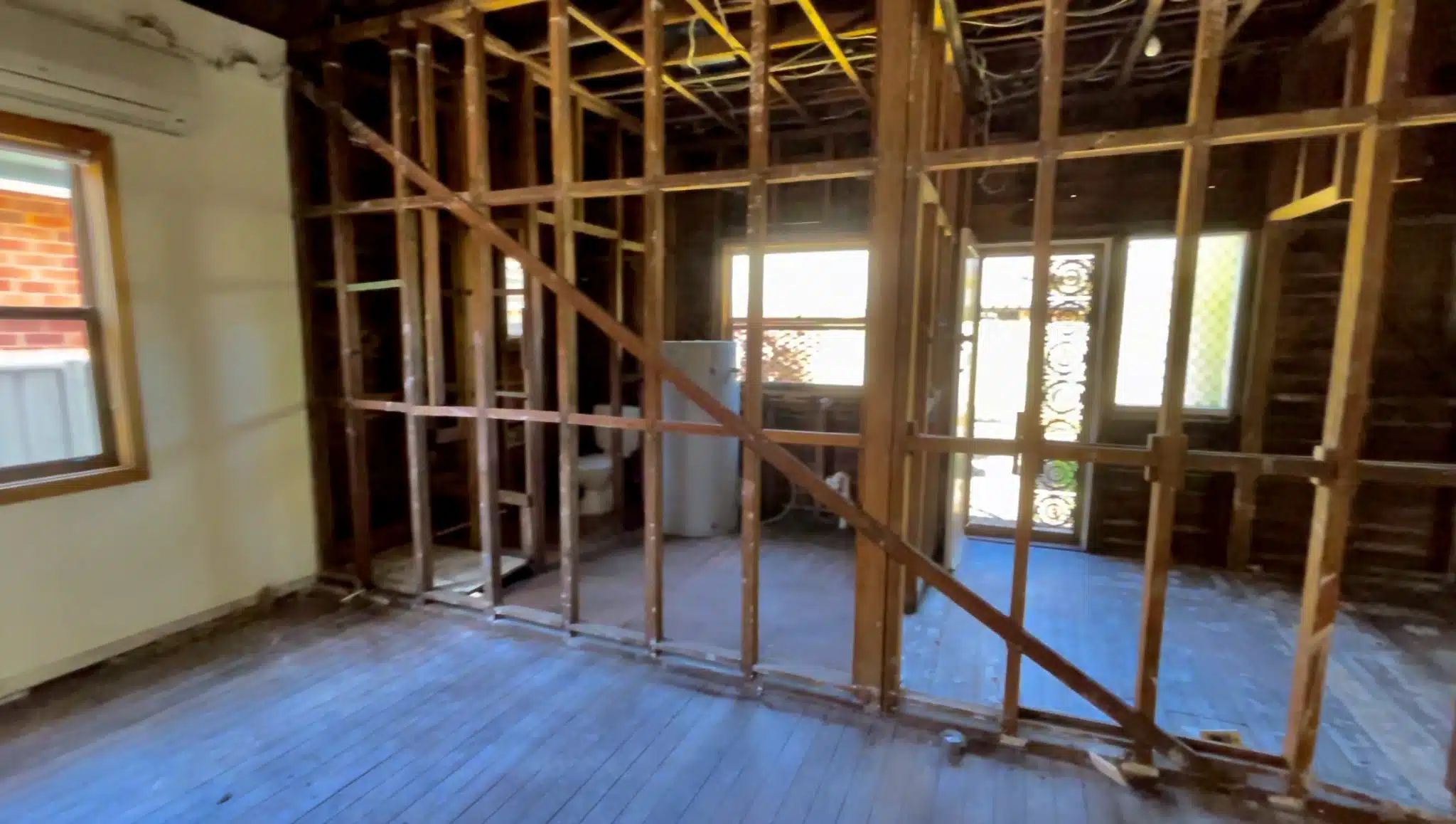 https://theschoolofrenovating.com/the-newcastle-class-project-catch-up/