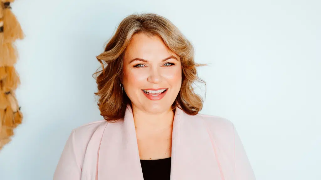 Jo Vadillo promoting co-living strategy for women renovators in Australia